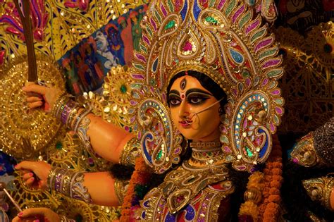 Durga megöli a bivalydémont