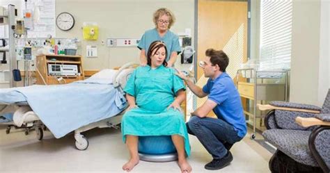 A szülés tágulási szakasza