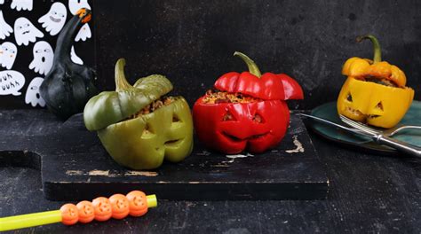 Halloweeni töklámpások készítése gyerekekkel