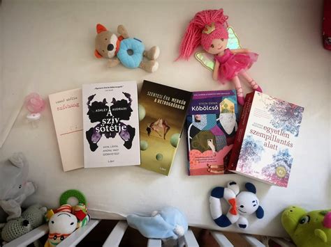 Könyvek az anyaságról
