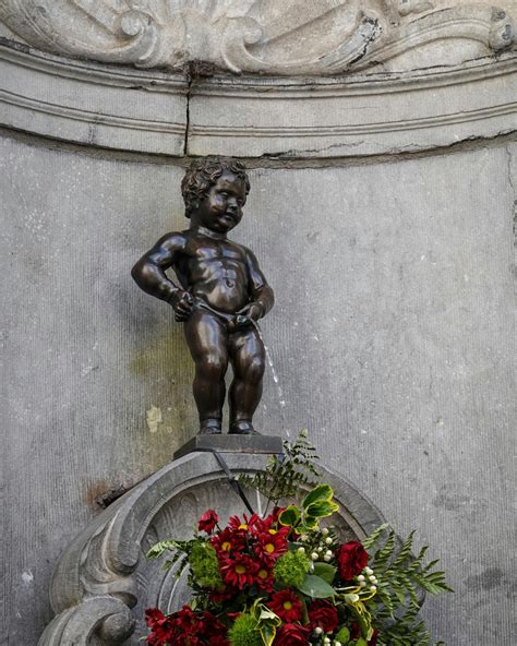 Manneken Pis legendák infografika