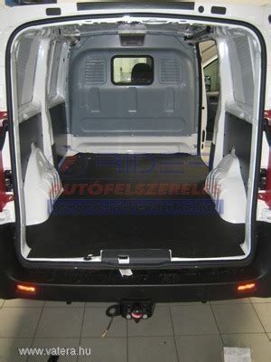 Volkswagen Transporter T5 belső tér és raktér