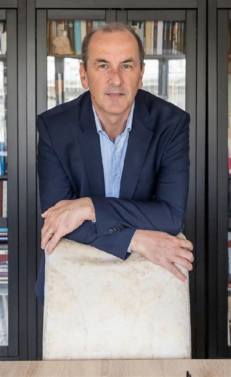 Orvosok egy modern egészségügyi intézményben
