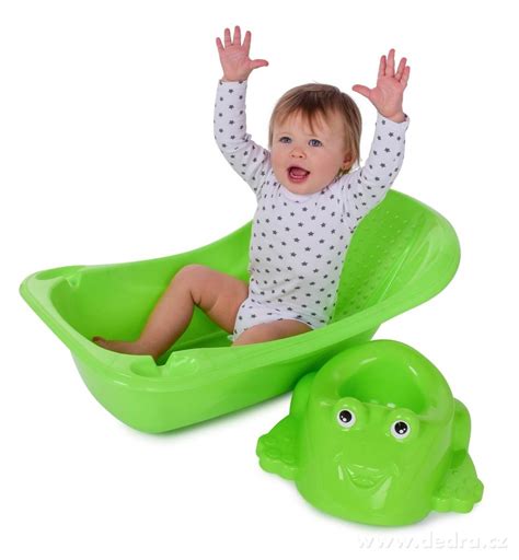 Anatómiai kialakítású babakád