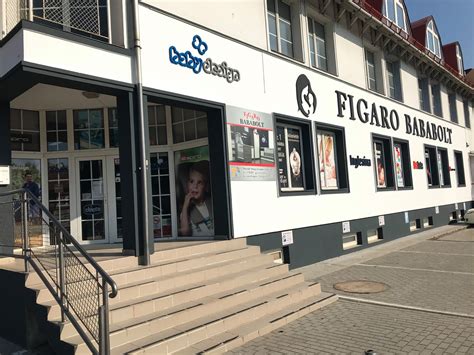 Bababolt külső megjelenése Vecsésen