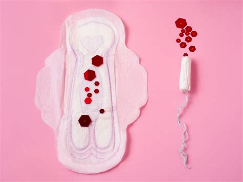 A szülés utáni első menstruáció jellemzői