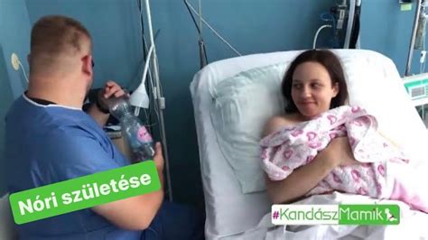 NonstopAnyu Hajni a gyermekeivel