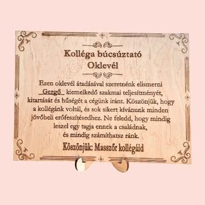 kollégák búcsúztató bulin