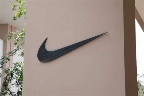 Nike logó