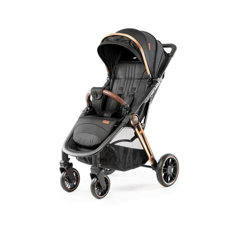 babakocsi összecsukva