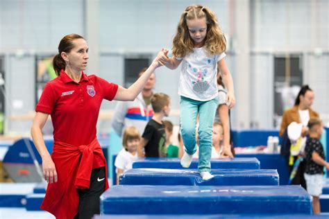 Sportoló szülő babakocsival