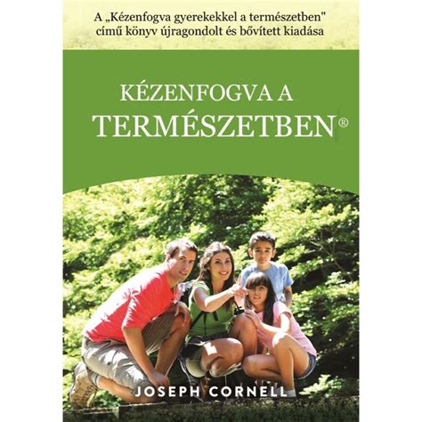 család a természetben piknikez
