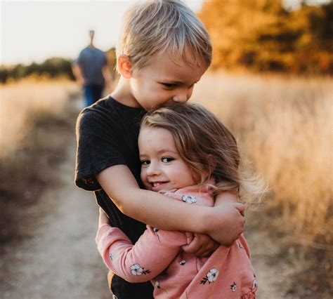 A gyermekek bőrének védelme a naptól