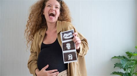 Pár, amely terhességet tervez, és tudatosan készül a babavárásra