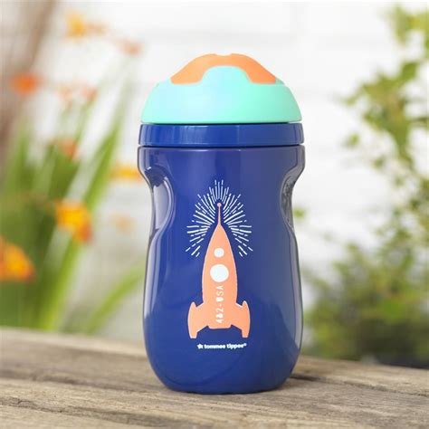 Tommee Tippee itatópohár szétszerelve, tisztítás előtt és után