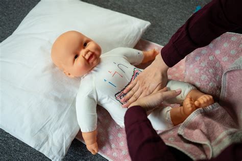 Babamasszázs hasfájás ellen