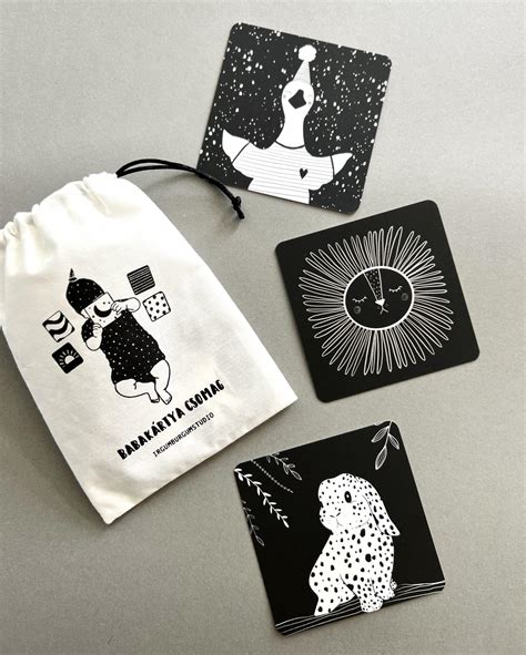 Fekete-fehér kontrasztos babakártyák