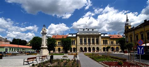 Csepel utcakép bölcsőde épületével