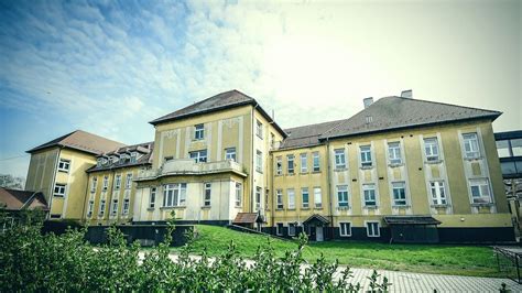 A csornai Margit Kórház épülete az 1970-es években