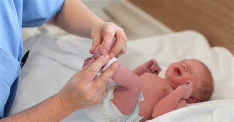 újszülöttkori sarokszúrásos szűrés menete