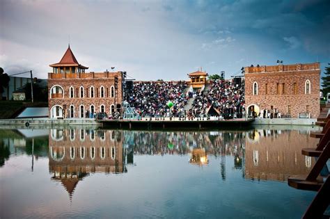 Szarvasi Vízi Színház