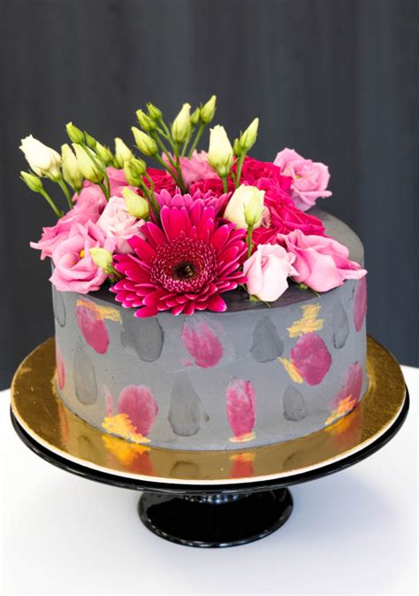 babáknak szánt születésnapi torta