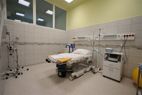 A Szegedi Tudományegyetem Szülészeti és Nőgyógyászati Klinika felújított épülete