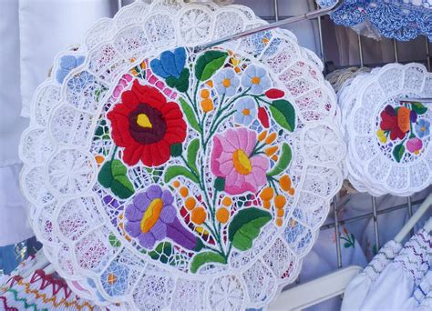 Matyó lakodalmas jeleneteket ábrázoló fotók a Tolnai Világlapjából