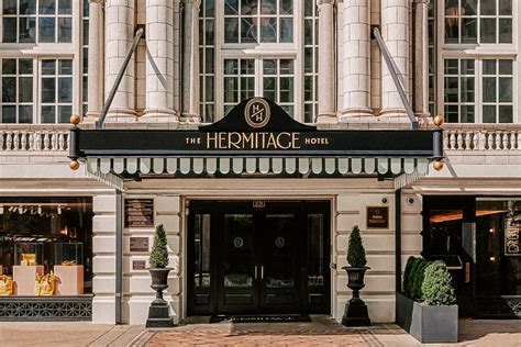 Hermitage hotel térkő burkolat