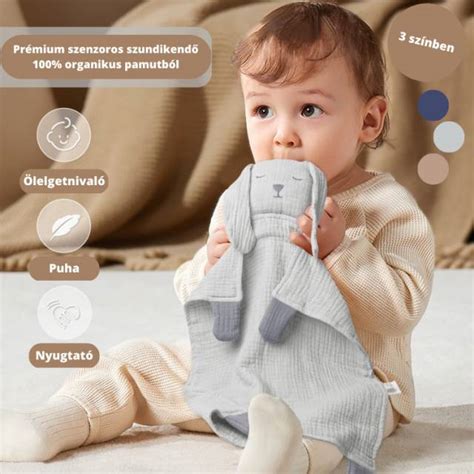 Részlet egy prémium minőségű, pamutból készült babasapkáról