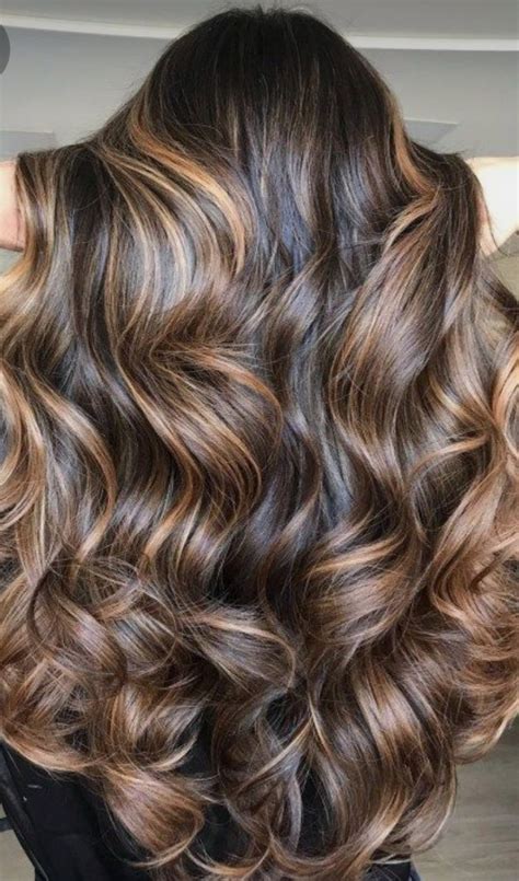 Különböző hajfestési technikák: melír, ombre, balayage
