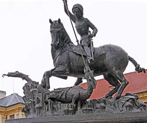 A Kolozsvári testvérek Szent György szobra Prágában