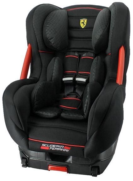 Ferrari logó és gyerekülés