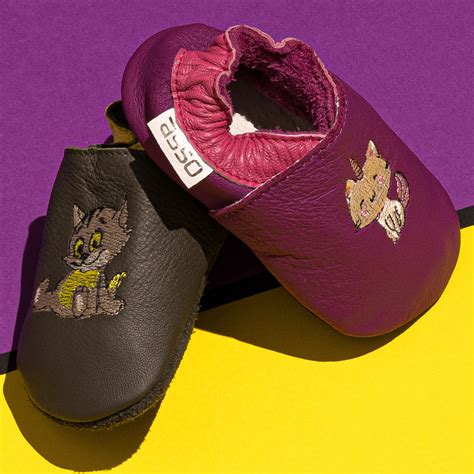 Puhatalpú babacipők különböző színekben