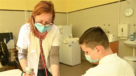 Az iskolaorvosi feladatokat illusztráló ábra