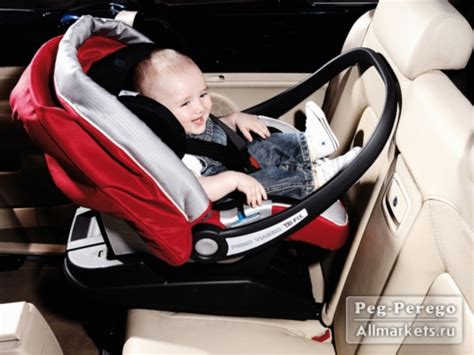 Peg Perego Primo Viaggio Tri-Fix K babakocsi ötpontos biztonsági övvel