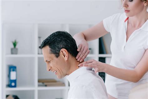 A torticollis tünetei és kezelése