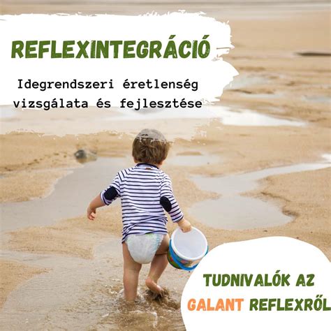 Csecsemő játékosan nyúl tárgyak után