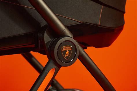 Lamborghini Reef AL Arancio babakocsi