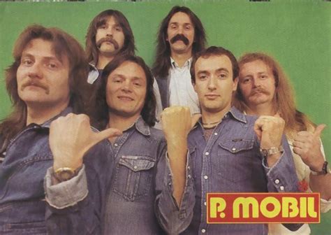 P. Mobil zenekar koncerten