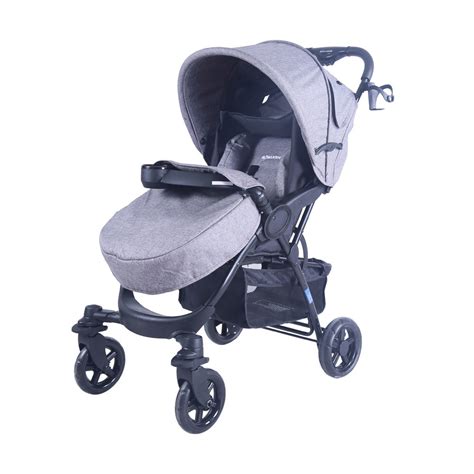 Mama Kiddies Light4 Go Sport babakocsi asztallal és pohártartóval
