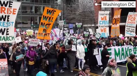 Női tüntetők a Women's March felvonuláson