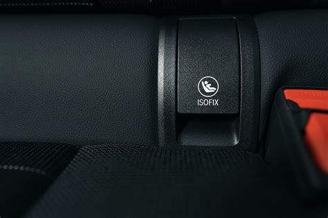 ISOFIX csatlakozók az autóban