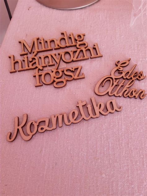 Kreatív feliratok kismama pólókra