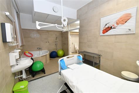 Családközpontú szülészet