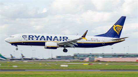 Ryanair babakocsi szimbólum
