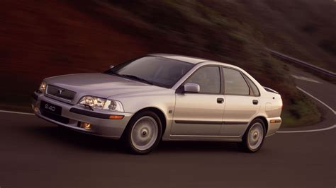 Volvo integrált ülésmagasító S40 modellben