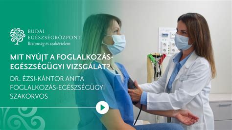 Nő orvosi rendelőben