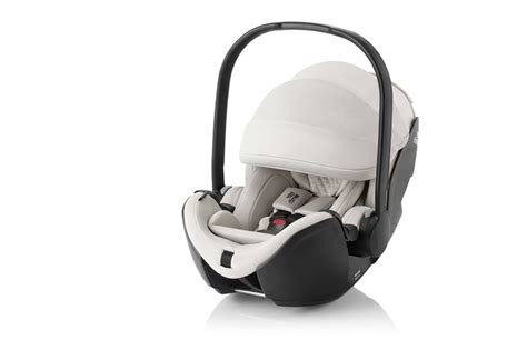 Britax Römer babahordozó különböző huzatokkal