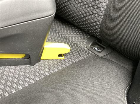 Isofix csatlakozási pontok az autóban